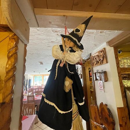Chalet Valeruz Canazei Eksteriør billede