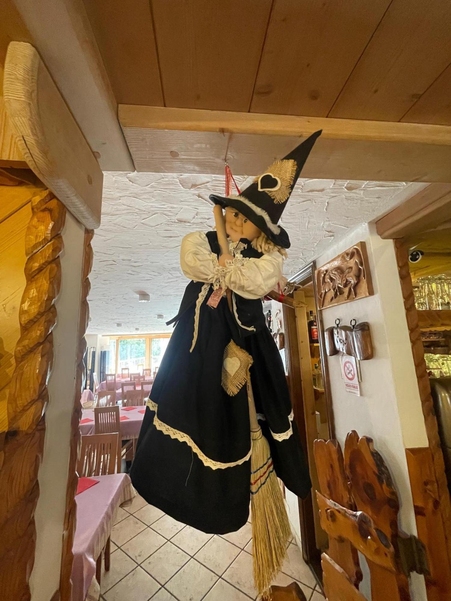 Chalet Valeruz Canazei Eksteriør billede