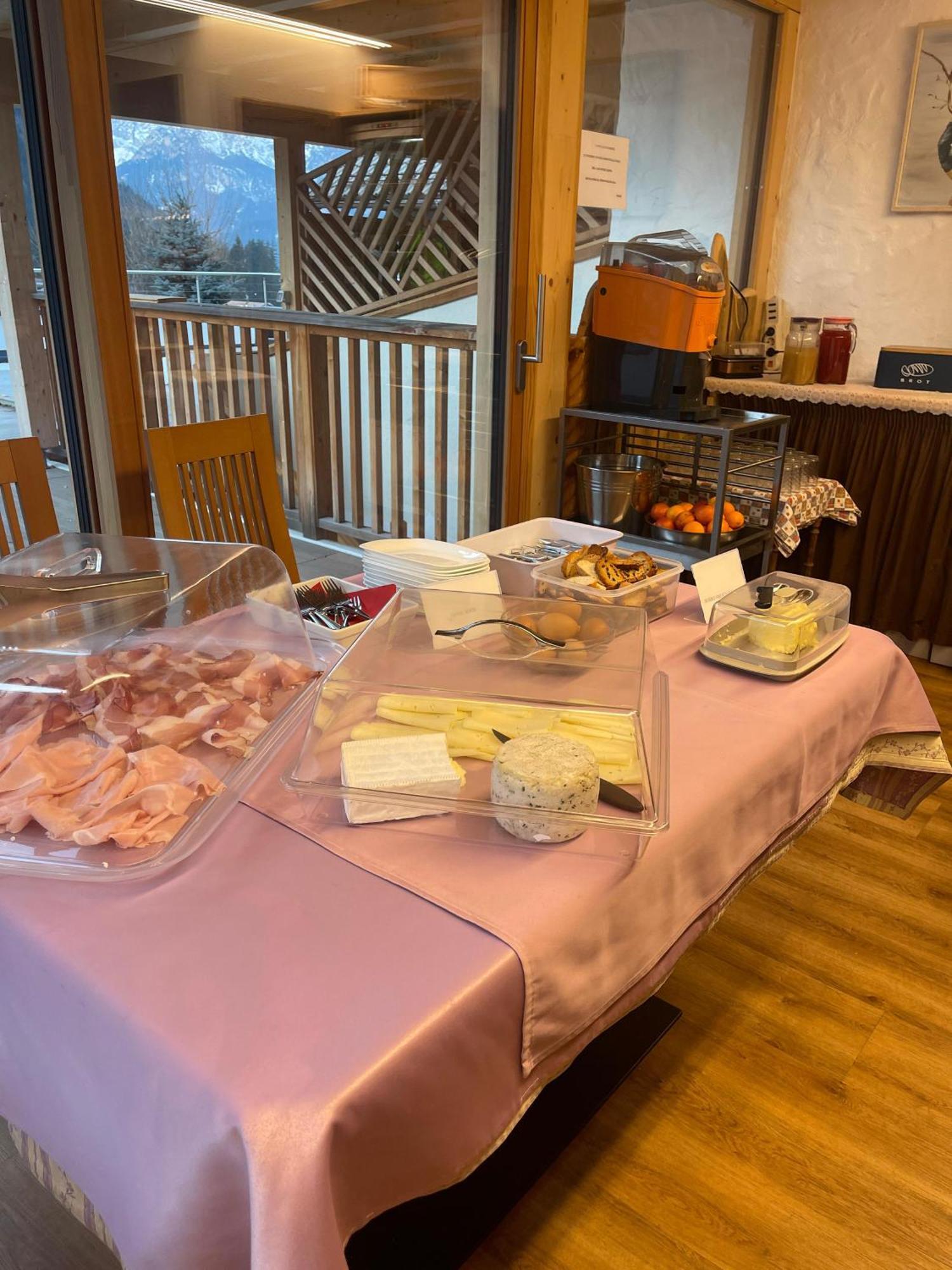 Chalet Valeruz Canazei Eksteriør billede