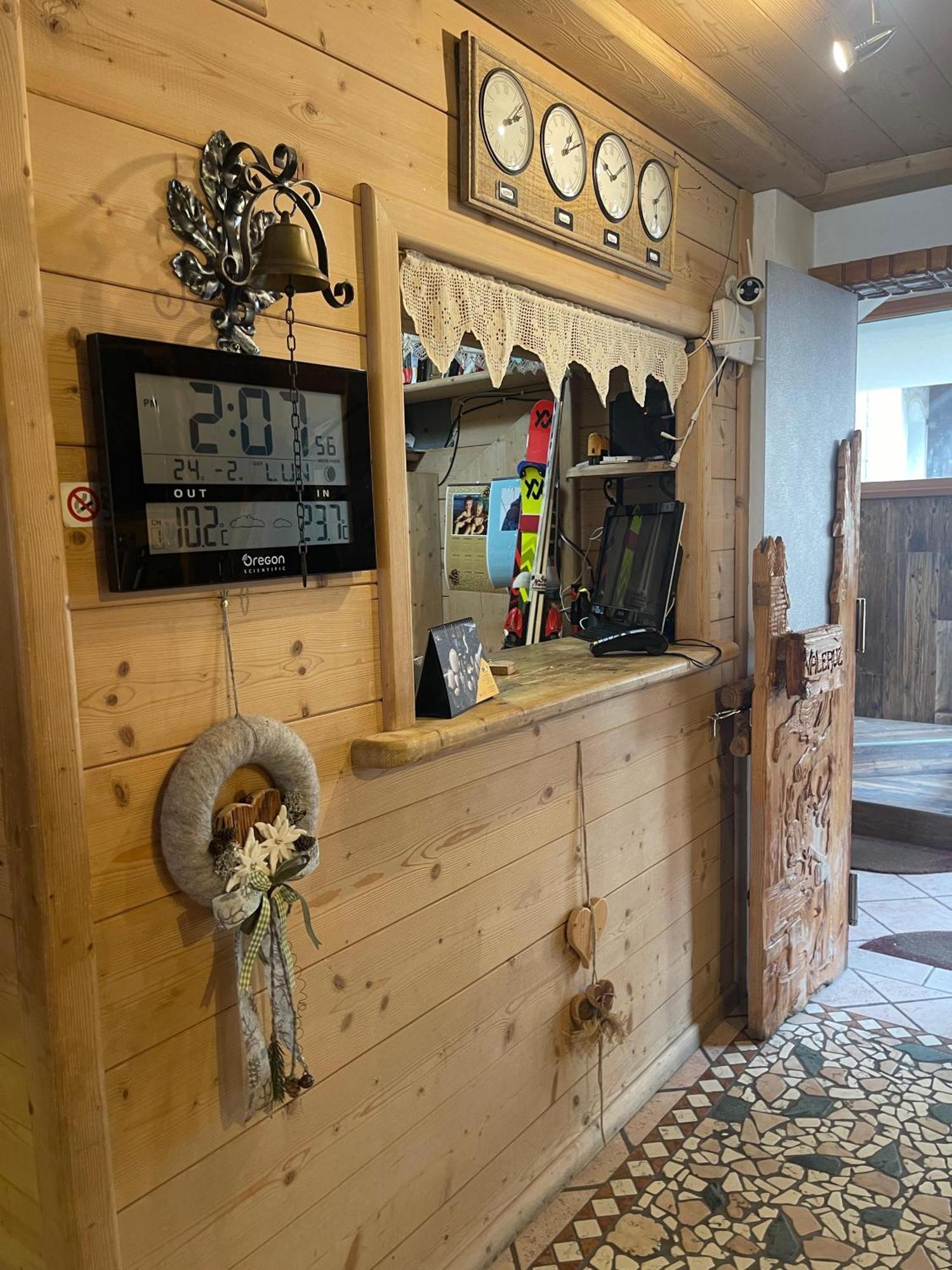 Chalet Valeruz Canazei Eksteriør billede