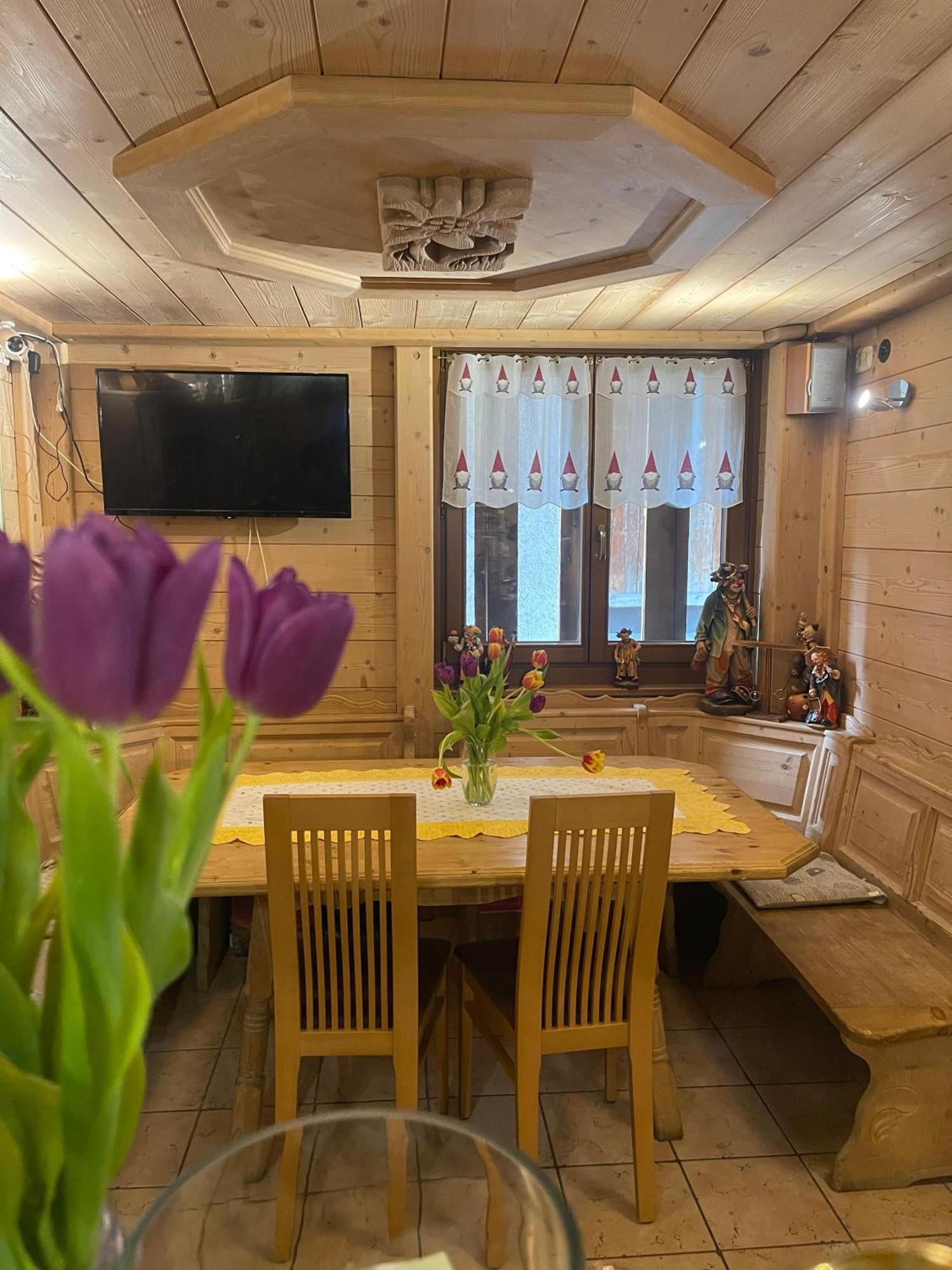Chalet Valeruz Canazei Eksteriør billede