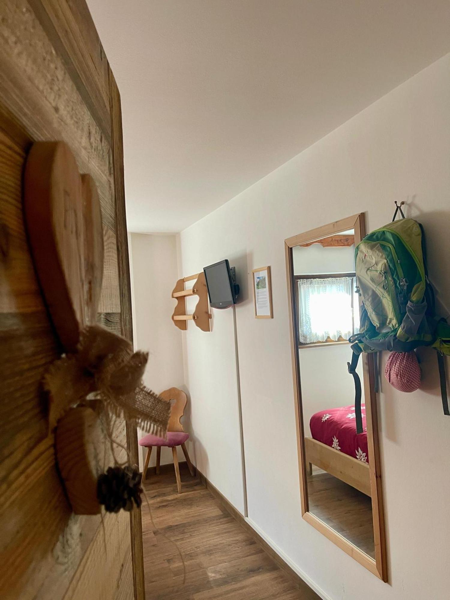 Chalet Valeruz Canazei Eksteriør billede